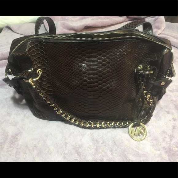 Micheal kors crocodile print purse NWOT - Picture 2 of 3